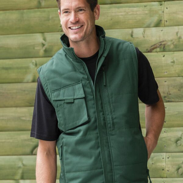 Russell Gilet Thumbnail